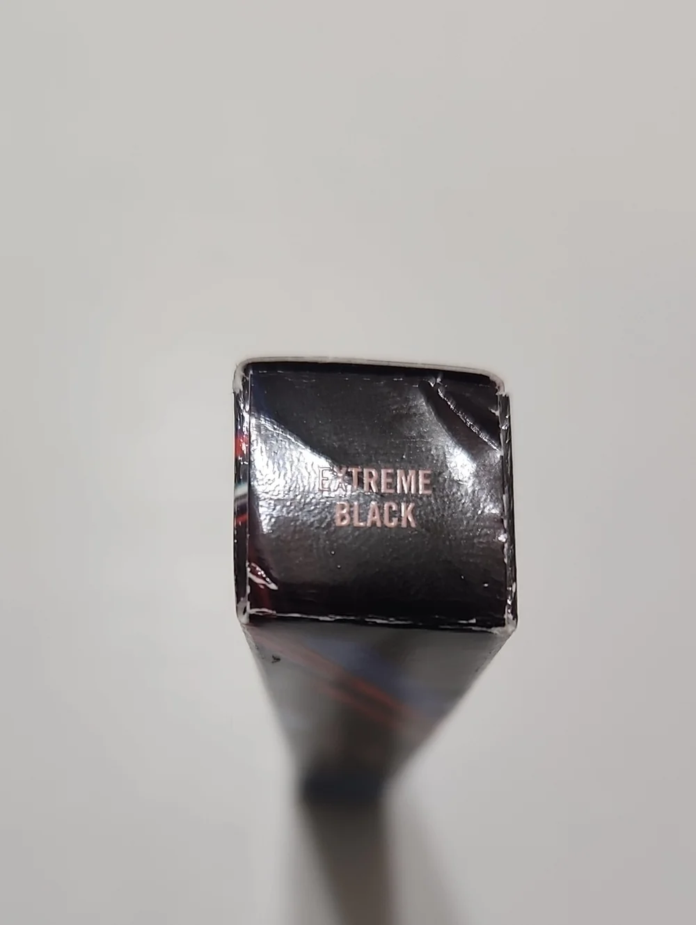 MAC Extreme Black In Extreme Dimension 24-Hour Kajal Eye Liner Nocturna